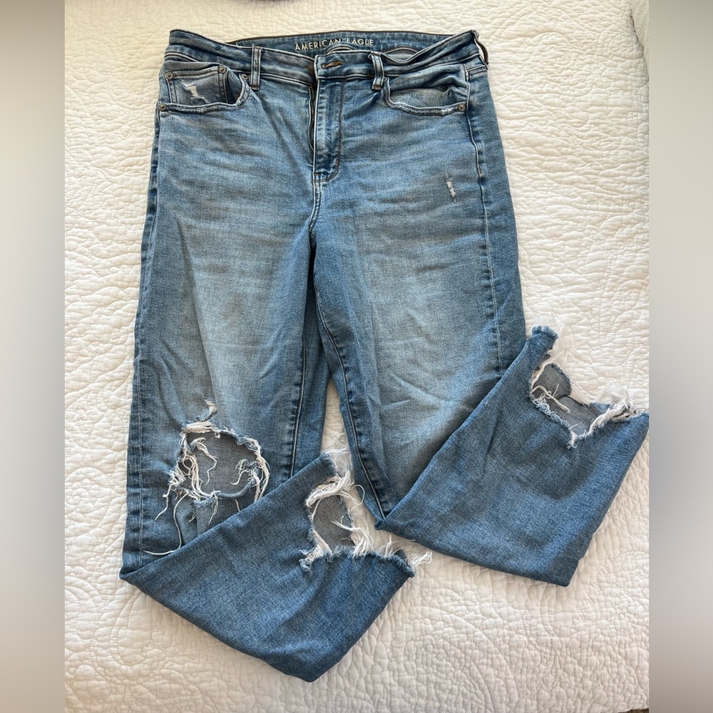 AE distressed crop super stretch slim straight leg jean